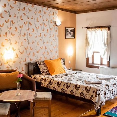 Kazasovata Guest House Tryavna Extérieur photo