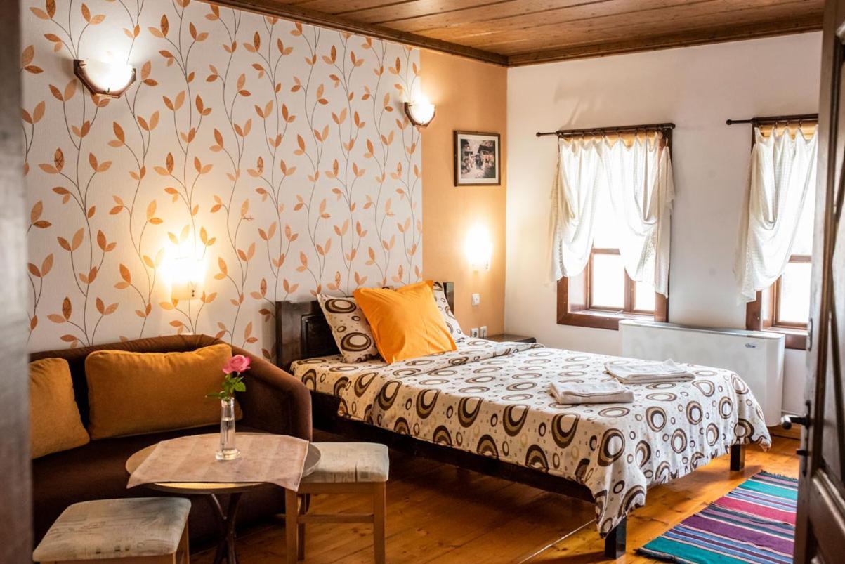 Kazasovata Guest House Tryavna Extérieur photo