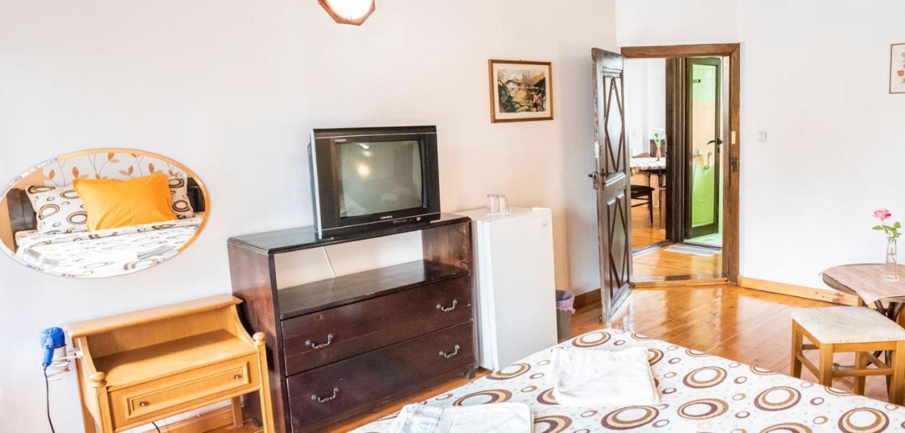 Kazasovata Guest House Tryavna Extérieur photo
