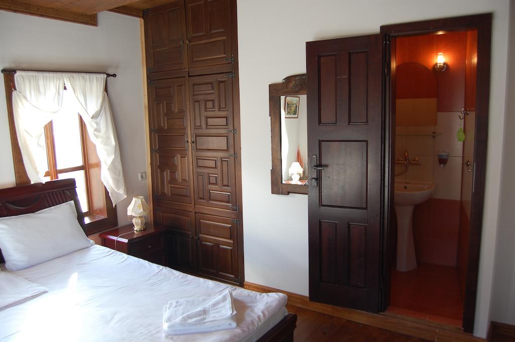 Kazasovata Guest House Tryavna Chambre photo