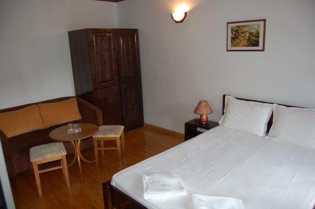 Kazasovata Guest House Tryavna Extérieur photo