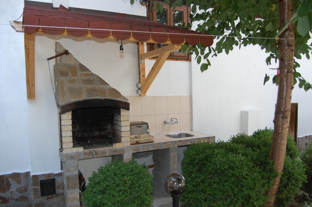 Kazasovata Guest House Tryavna Extérieur photo